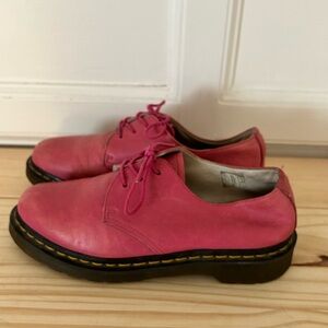 Dr Martens bubblegum pink shoes 🫧🎀